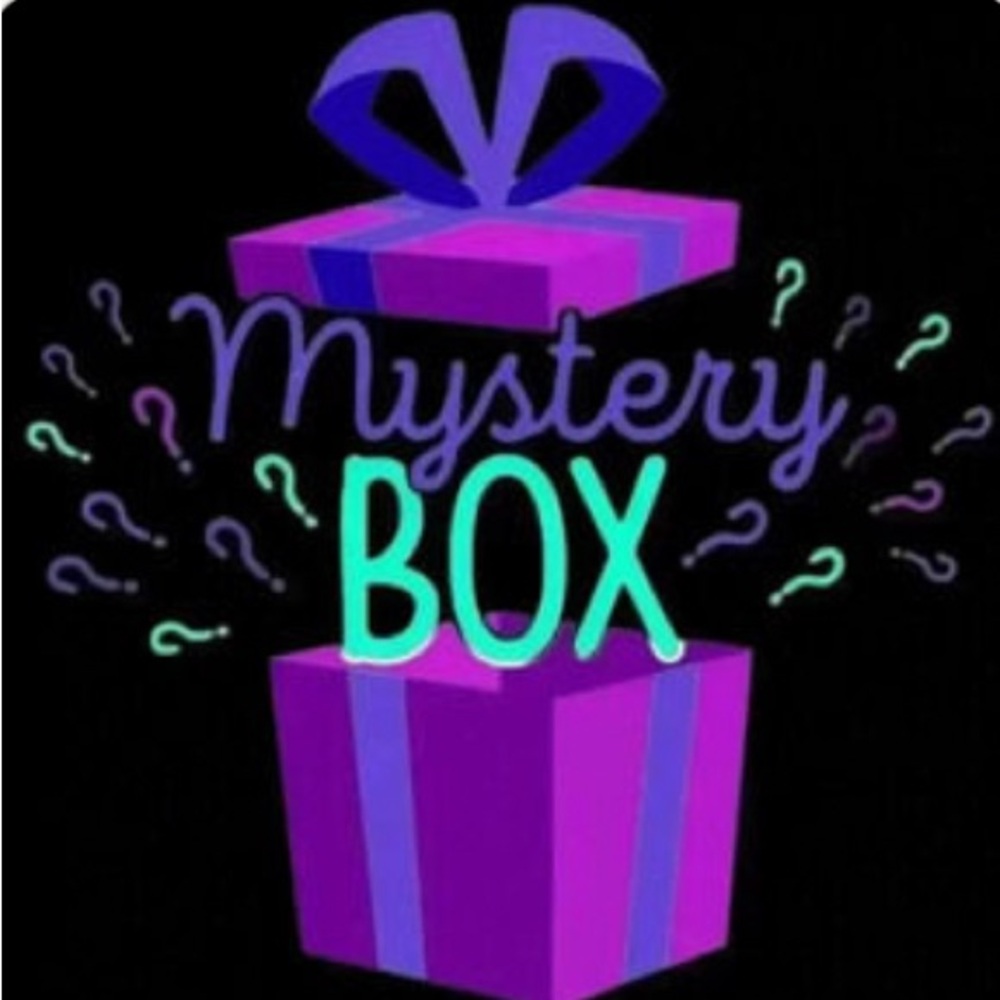 Everything Must Go 8+ items 4-5 lb Mystery Box Mixed sizes or Xs/s